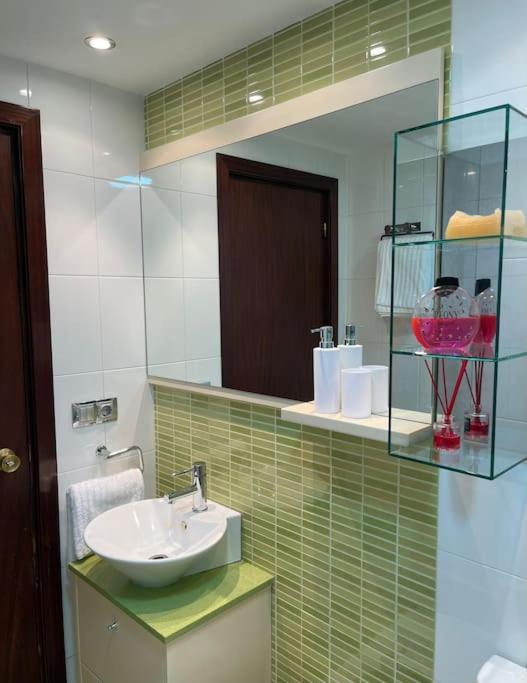 Apartamento Con Vistas Al Pilar Con Aparcamiento Privado Saragoça Exterior foto